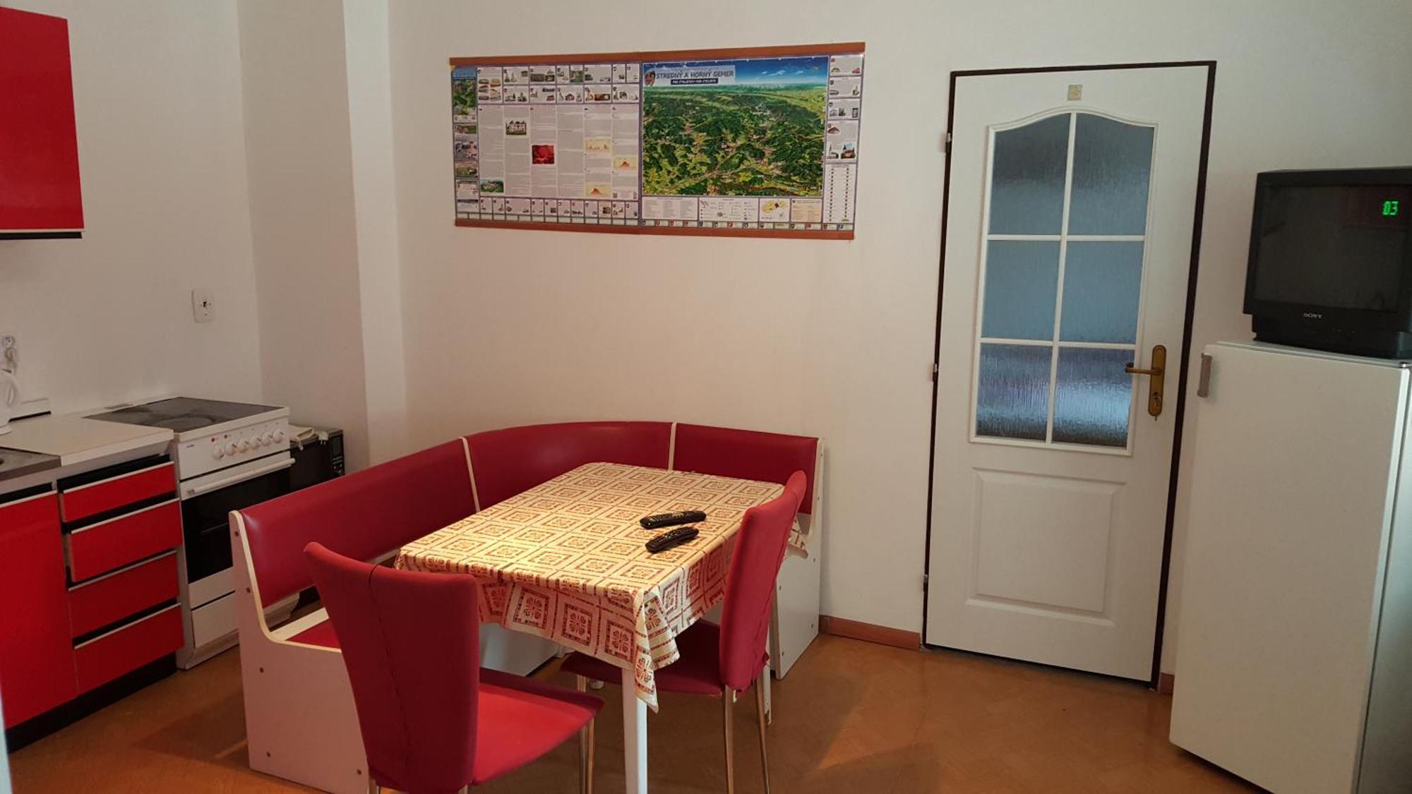 Penzion Bernath Rožňava Exteriör bild